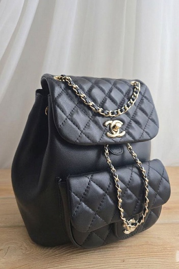 Кожаный рюкзак Chanel 23x23 см   