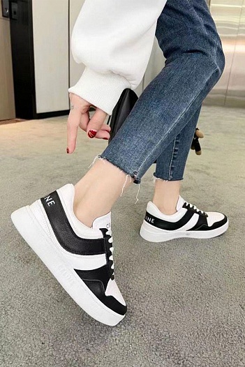 Женские кожаные кроссовки Celine   