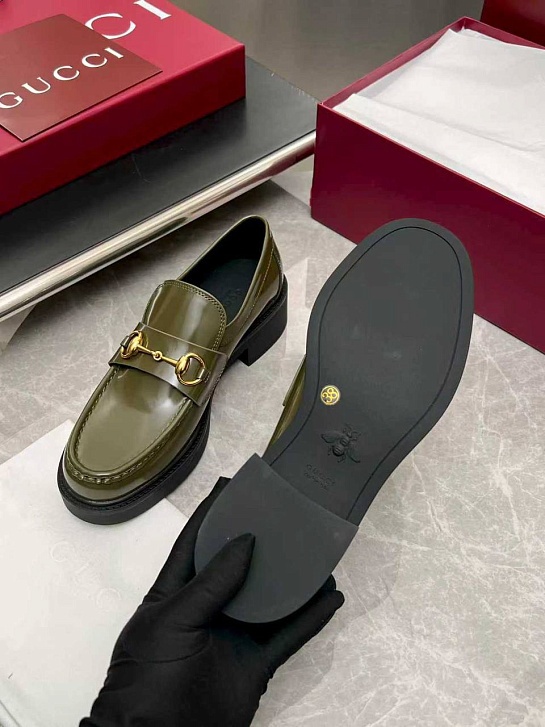 Женские кожаные лоферы Gucci Horsebit premium