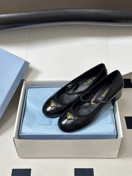 Женские кожаные туфли Prada premium