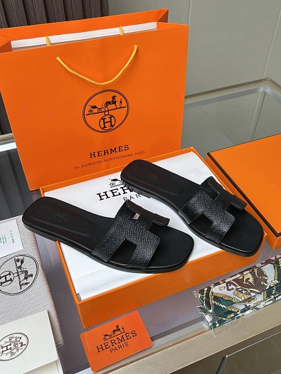 Женские кожаные шлёпанцы Hermes Premium - Black   