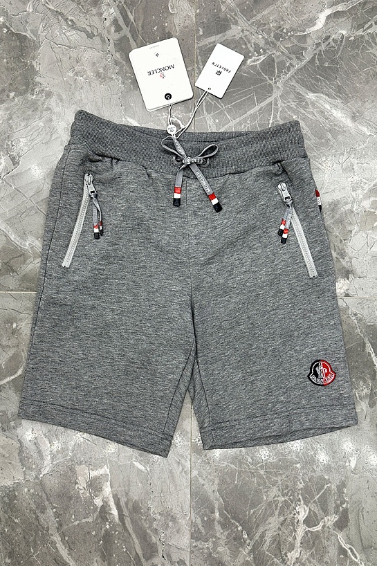 Мужские шорты Moncler серого цвета