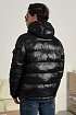 Чёрный пуховик Moncler Maya logo-patch