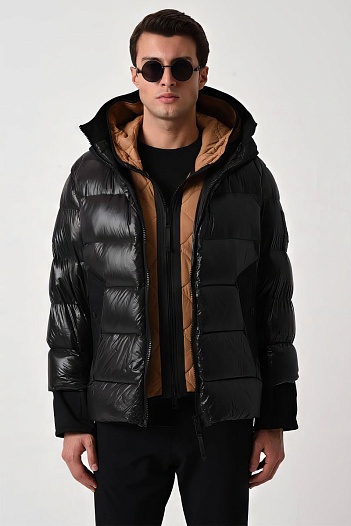 Чёрная пуховая куртка Burberry London England logo-patch   