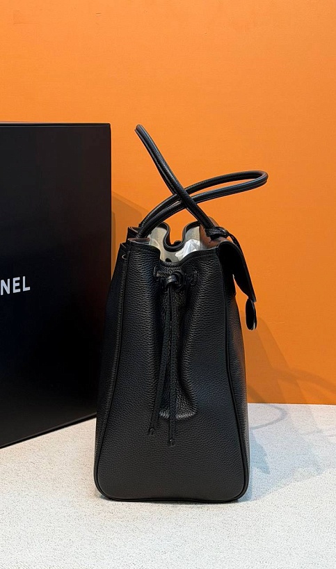 Кожаная сумка Chanel Shopping premium 45x32x17 см