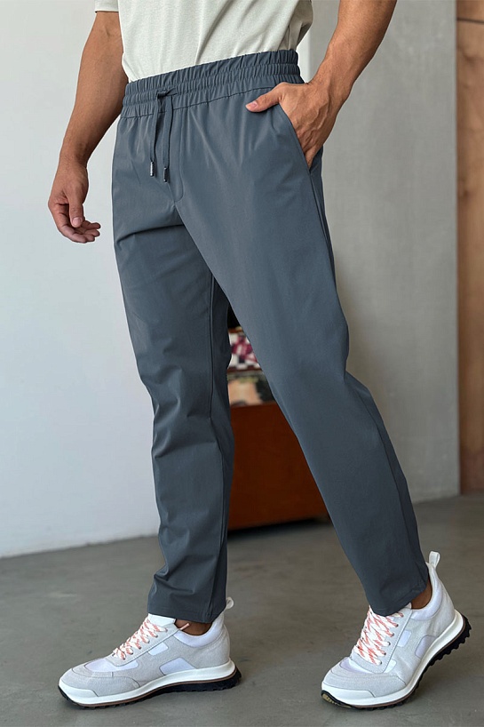 Мужские штаны Prada серого цвета