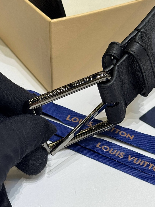 Двусторонний кожаный ремень Louis Vuitton Slender premium