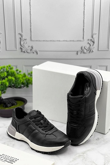 Кожаные кроссовки Maison Margiela Runner Evolution - Black / White   