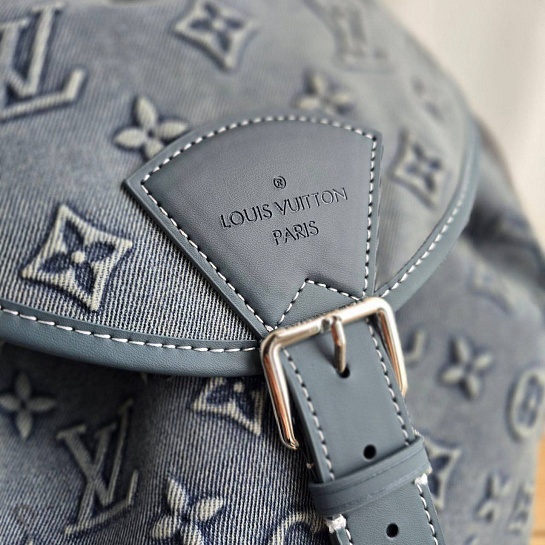 Рюкзак Louis Vuitton Montsouris Monogram Washed