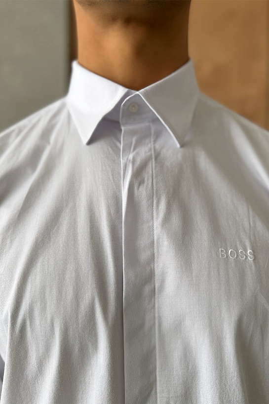 Мужская белая рубашка Hugo Boss logo-embroidered