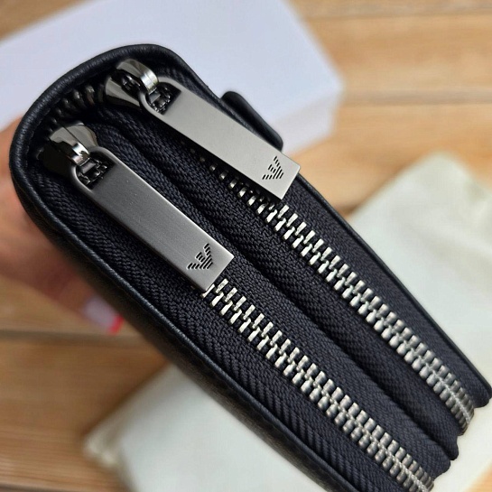 Кожаное чёрное портмоне Armani 21x12 см