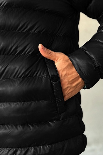 Мужская чёрная куртка Lacoste logo-patch   