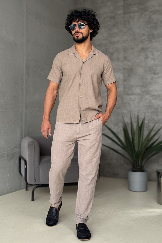 Мужской костюм Loro Piana бежевого цвета