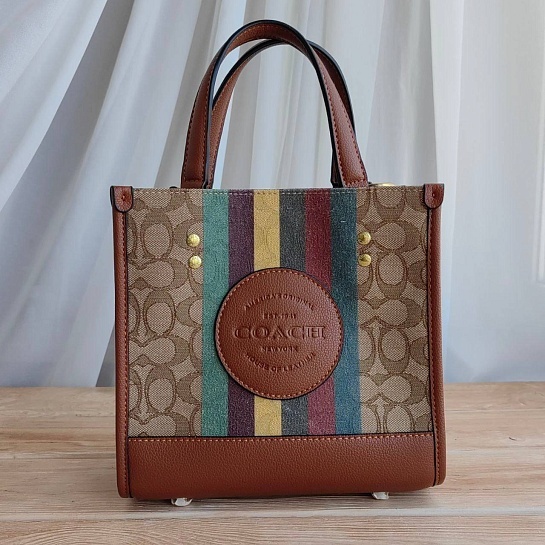 Женская сумка Coach Dempsey Tote 23x23 см (5 расцветок)
