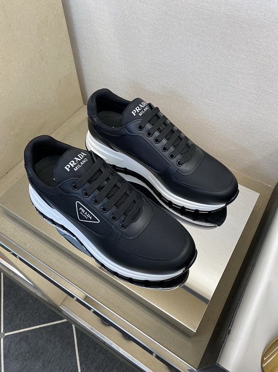 Мужские комбинированные кроссовки Prada