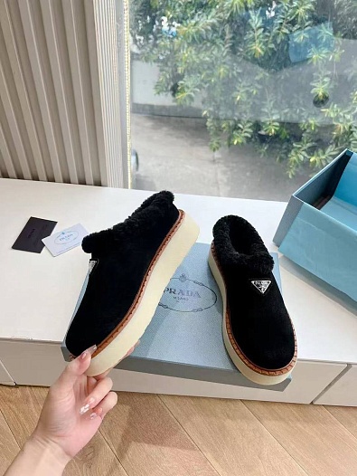 Женские чёрные ботинки сабо Prada   