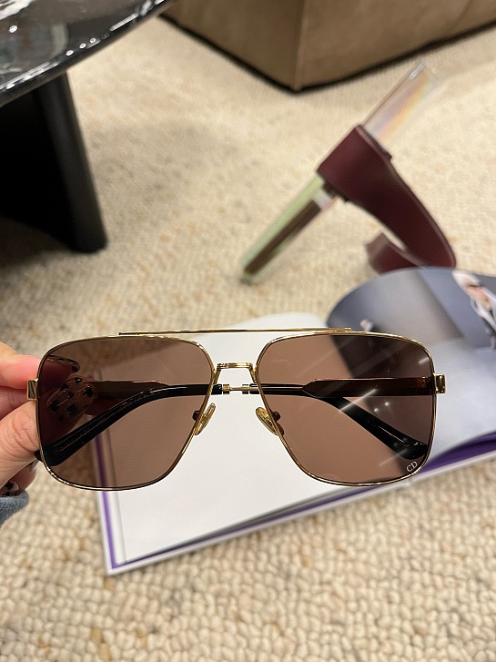 Солнцезащитные очки Dior