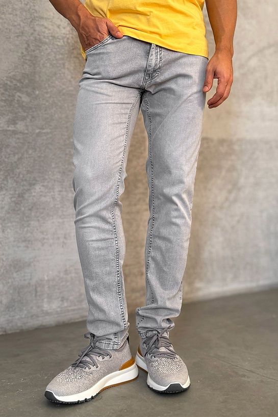 Мужские серые джинсы Emporio Armani