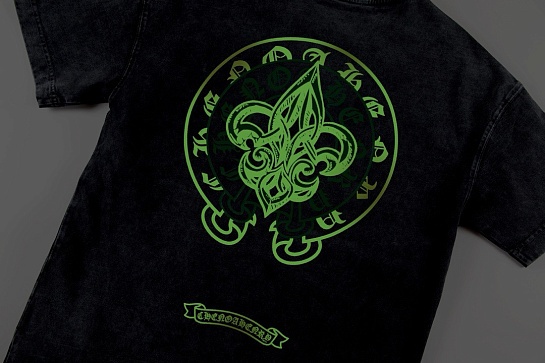 Чёрная оверсайз футболка Gothic logo