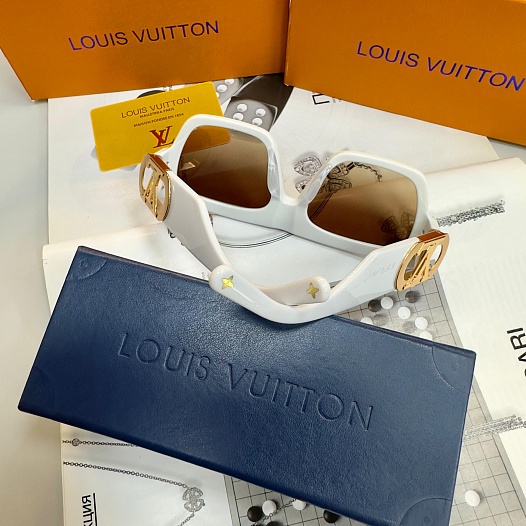 Солнцезащитные очки Louis Vuitton Link Square   