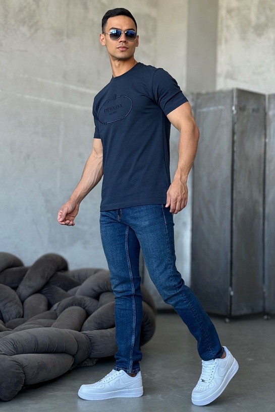 Футболка тёмно-синего цвета Prada logo-embroidered