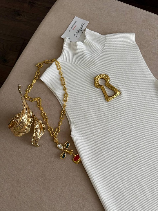 Женский белый топ Schiaparelli