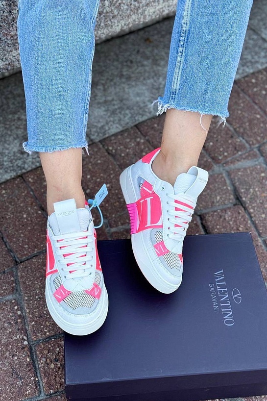 Женские комбинированные кроссовки Valentino "VLTN" - White / Pink