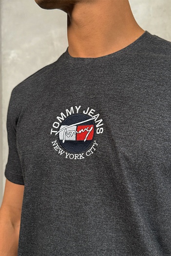 Серая мужская футболка Tommy Hilfiger New York City   