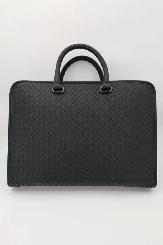 Кожаная сумка чёрного цвета Bottega Veneta 40x30 см