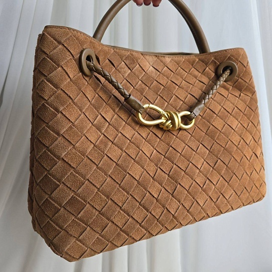 Замшевая сумка Bottega Veneta 30x23 см