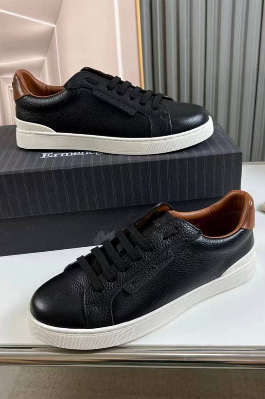 Кожаные кроссовки Ermenegildo Zegna чёрного цвета