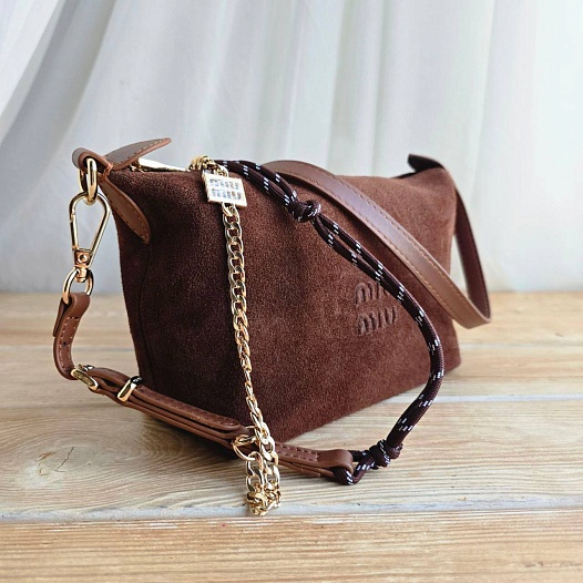 Замшевая сумка MIU MIU 22x14 см   