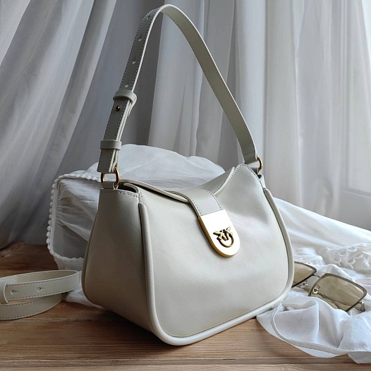 Женская кожаная сумка Madame Shoulder 22x15 см   