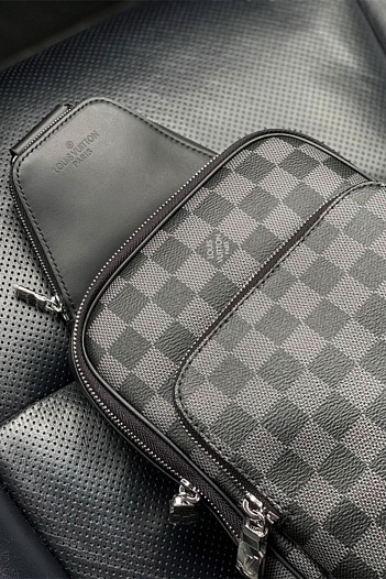 Кожаная сумка Louis Vuitton Avenue Sling Damier Graphite 30x18 см   
