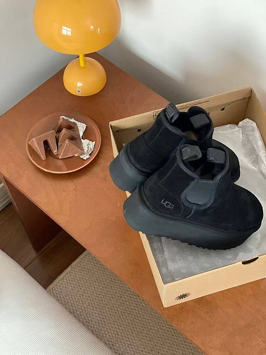 Женские ботинки UGG Neumel Platform - Black