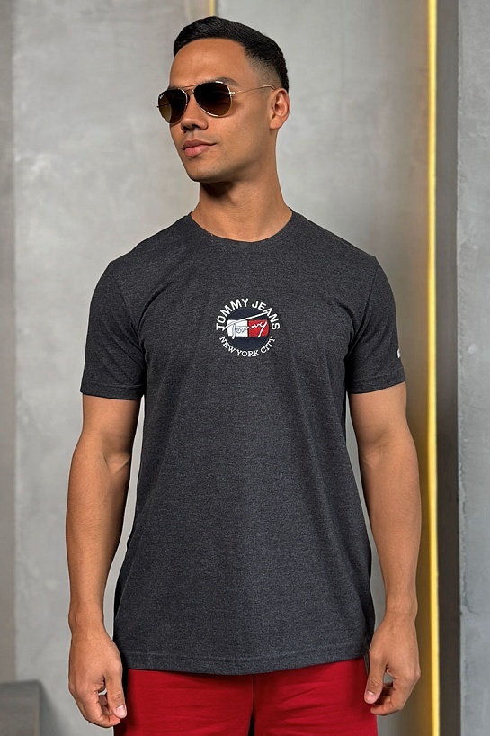 Серая мужская футболка Tommy Hilfiger New York City