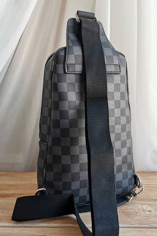 Кожаная сумка Avenue Sling Damier Graphite 21x31x9 см