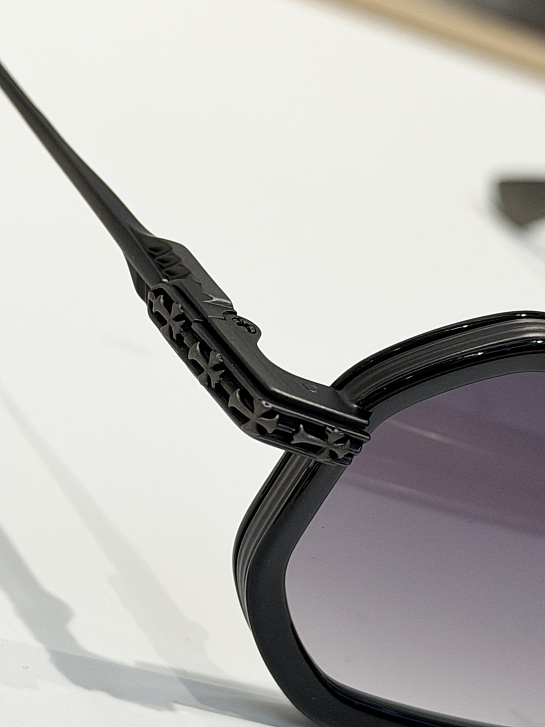 Солнцезащитные очки Chrome Hearts Stylida 