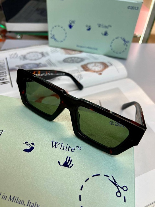 Квадратные солнцезащитные очки Off-White Manchester