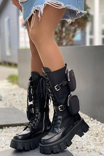 Женские сапоги Prada чёрного цвета   