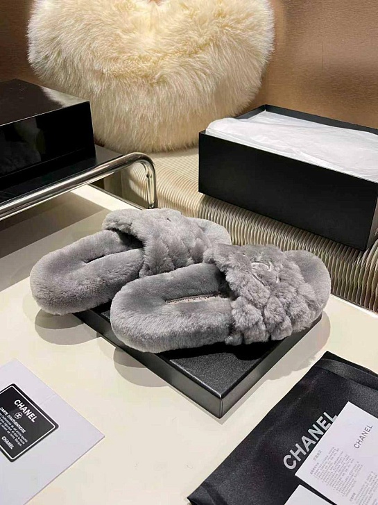 Женские меховые шлёпанцы Chanel Oran premium - Grey