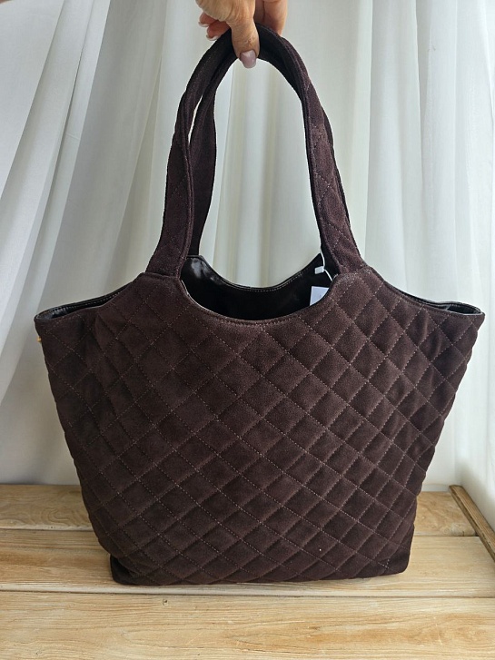 Замшевая сумка Yves Saint Laurent Icare 45x35 см