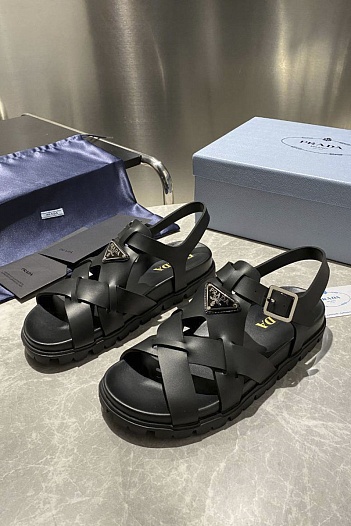 Женские кожаные сандалии Prada Monolith   