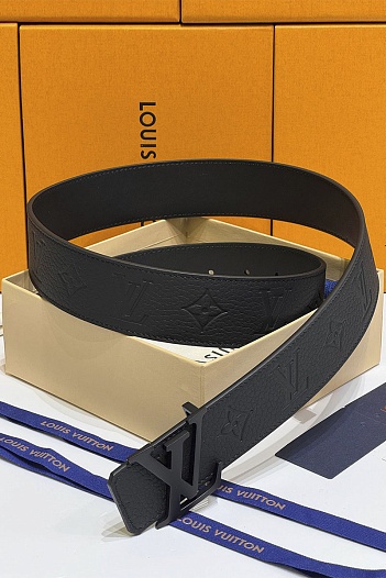 Кожаный ремень Louis Vuitton Initiales premium   