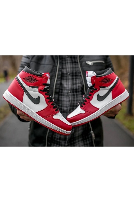 Кроссовки Nike Air Jordan 1 Retro "Chicago Lost and Found"