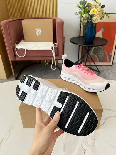 Женские кроссовки On x Loewe Cloudtilt 2.0 premium   