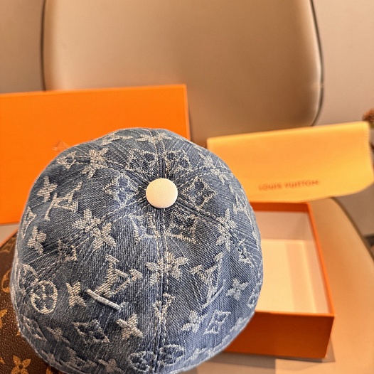 Бейсболка Louis Vuitton Monogram premium   