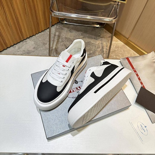 Комбинированные кроссовки Prada logo-stripe - Black / White   