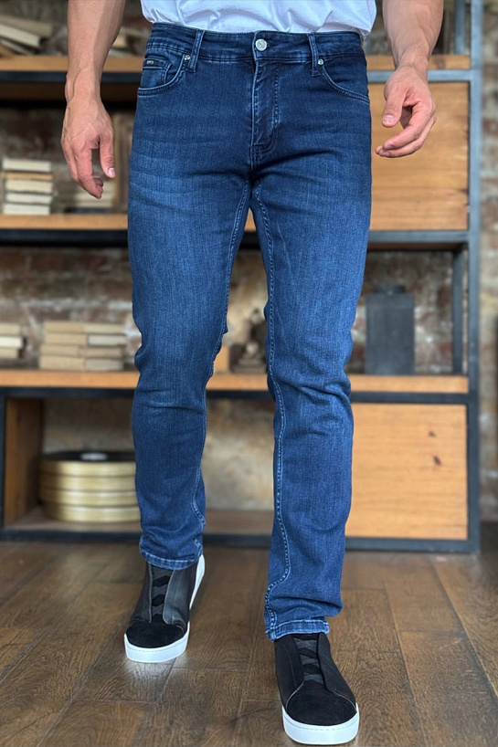 Мужские тёмно-синие джинсы Hugo Boss slim fit