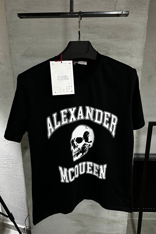 Мужская чёрная футболка Alexander McQueen Skull white logo-print